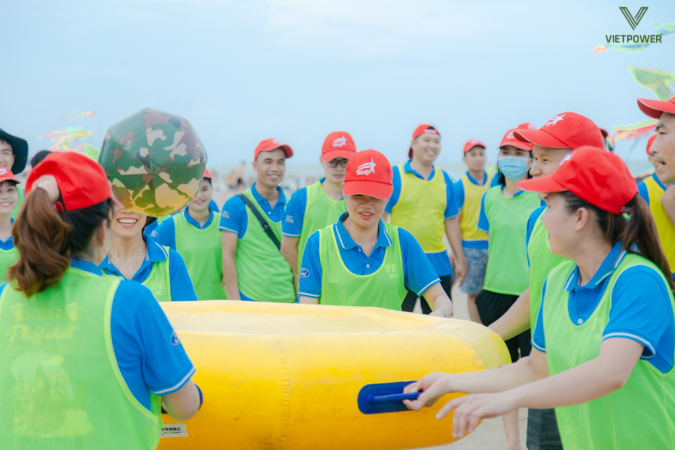 Concept team building ra khơi mang đầy sự sôi động