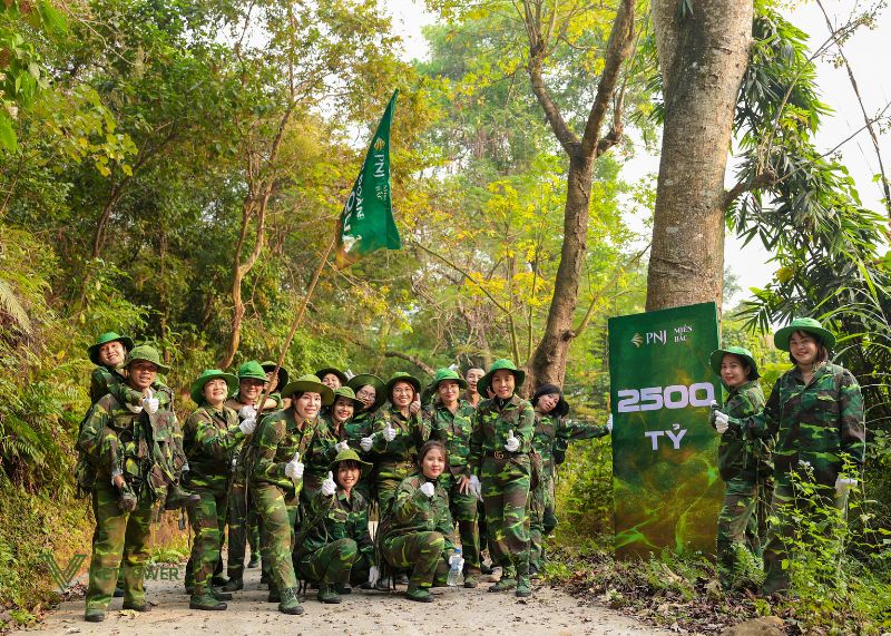 Team building quân đội là hoạt động huấn luyện quân đội kỷ luật