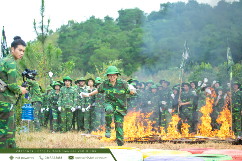 Team building quân đội là hoạt động huấn luyện quân đội mang tính kỷ luật cao