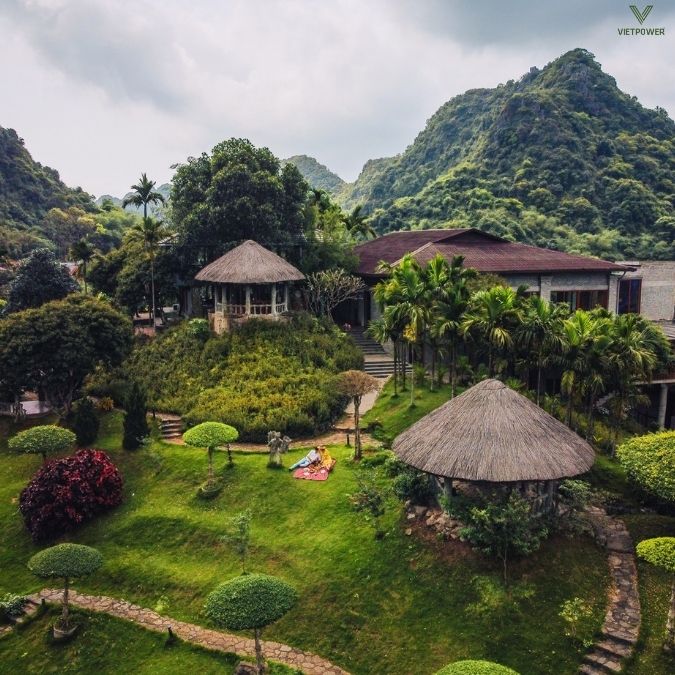 Tại Thung Nham bạn có thể tổ chức các hoạt động team building resort