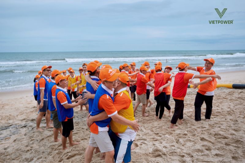 Kịch bản team building hiệu quả sẽ tăng cường tinh thần đồng đội và gắn kết giữa các thành viên
