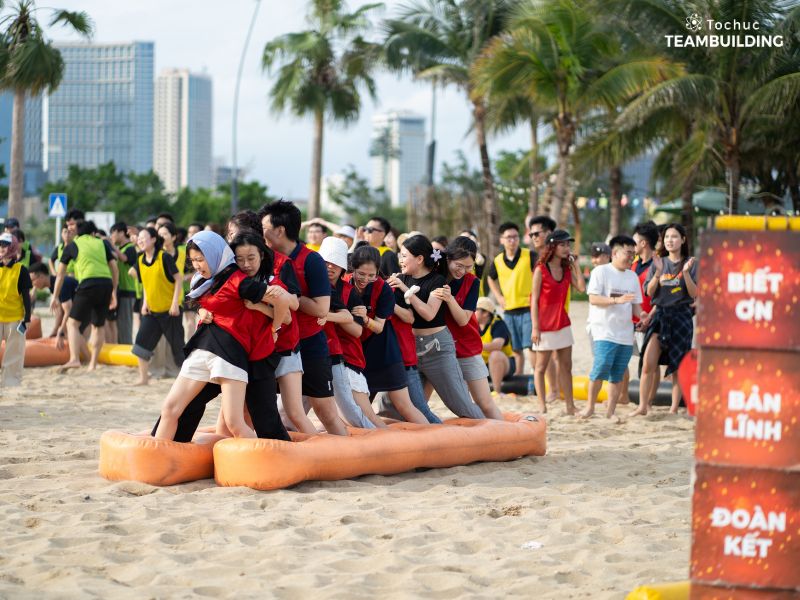 Hia hơi thần tốc tạo nên không khí vui tươi và đẩy cao tinh thần gắn kết