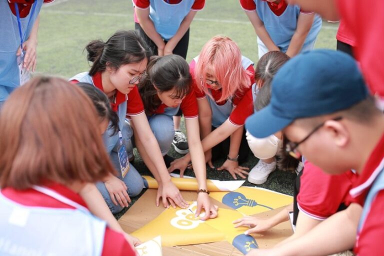 Mẫu kịch bản team building cho sinh viên vui nhộn & gắn kết