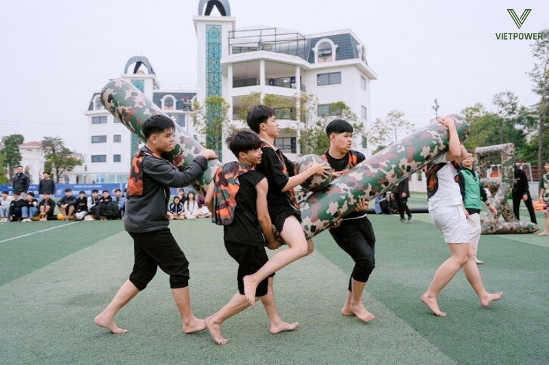Chọn trò chơi vừa sức, đảm bảo an toàn trong kịch bản team building cho sinh viên Chọn trò chơi vừa sức, đảm bảo an toàn trong kịch bản team building cho sinh viên