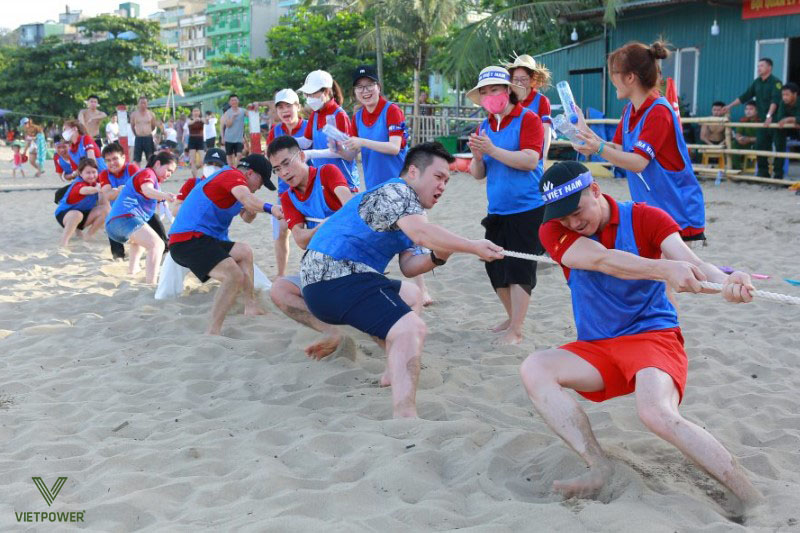 Trò kéo co cải tiến sẽ mang đến nhiều kịch tính và bất ngờ cho mọi người Trò kéo co cải tiến sẽ mang đến nhiều kịch tính và bất ngờ cho mọi người