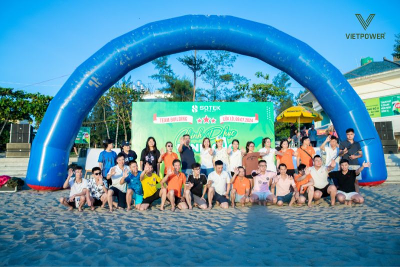tổ chức team building 1 ngày tại bãi biển