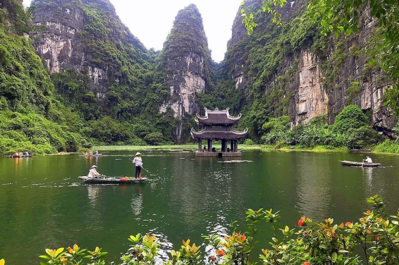 Tổ chức team building ở Tràng An không khiến bạn thất vọng