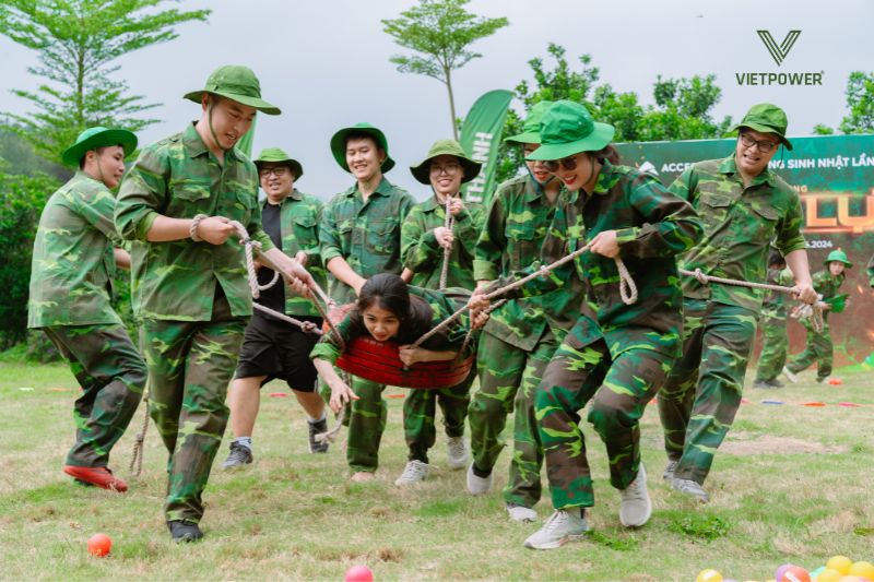 trò chơi bộ lốp kéo - trò chơi team building quân đội