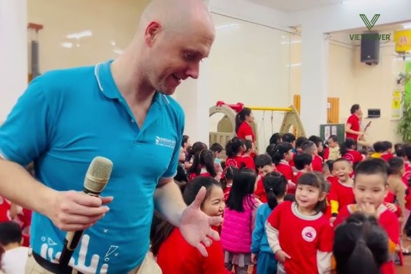 trò chơi đóng băng freeze dance - trò chơi team building trong lớp học vui nhộn