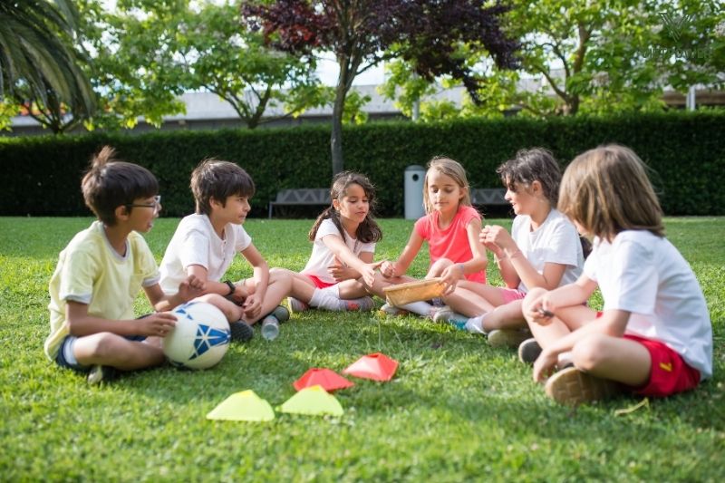Gợi ý cách tổ chức trò chơi team building cho trẻ em hiệu quả