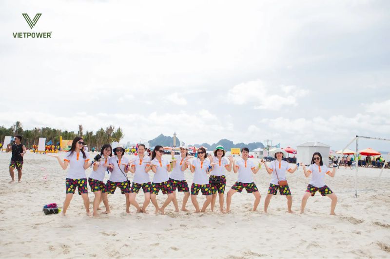 Trò chơi team building ngoài trời tạo điều kiện cho các hoạt động vận động của các thành viên