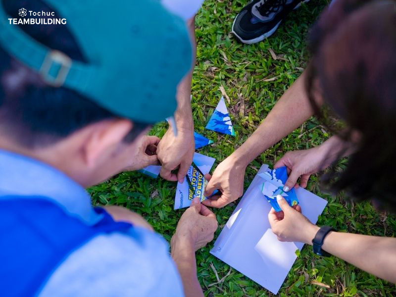 Khôi phục mảnh ghép dữ liệu là trò chơi thử thách khả năng ghi nhớ của thành viên