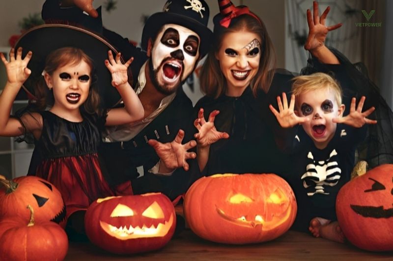 Ghép câu chuyện kinh dị thử thách sự sáng tạo của các đội