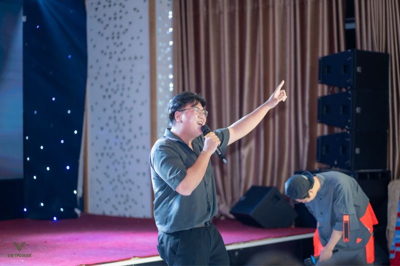 Hình phạt hát bài hát vui nhộn