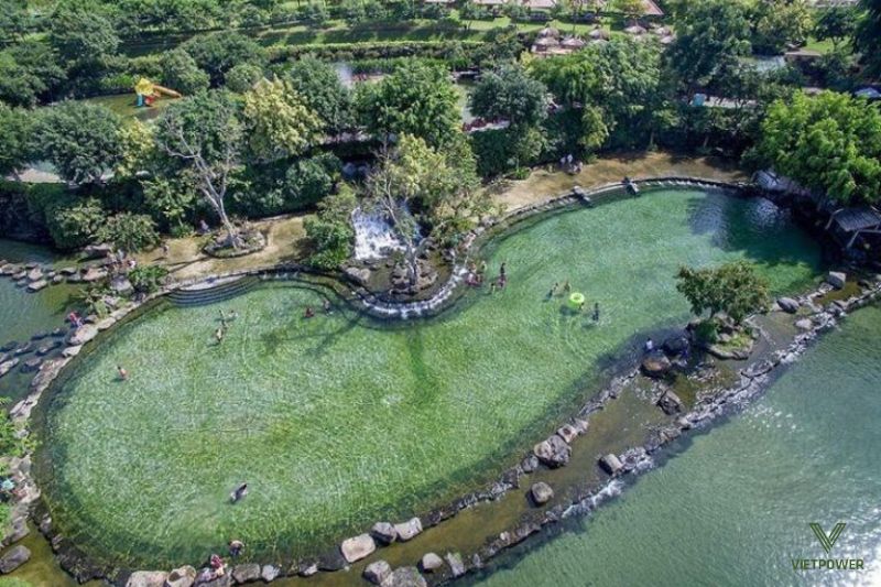 Team building tại suối khoáng nóng Bình Châu tận hưởng thiên nhiên và gắn kết nhóm