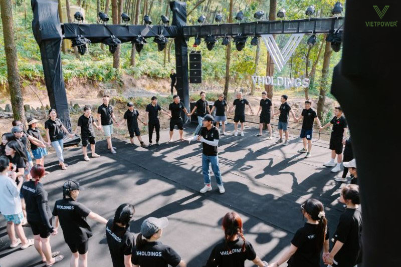 Xác định mục tiêu là bước quan trọng giúp buổi Kick Off đúng hướng và đạt hiệu quả mong đợi Xác định mục tiêu là bước quan trọng giúp buổi Kick Off đúng hướng và đạt hiệu quả mong đợi