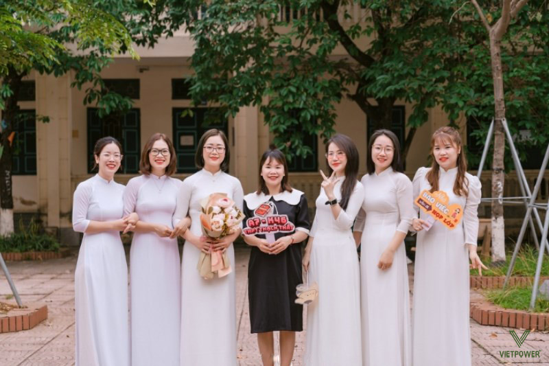 STT họp lớp 20 năm ra trường giàu cảm xúc sẽ nhắc nhớ tuổi học trò, kết nối mọi người