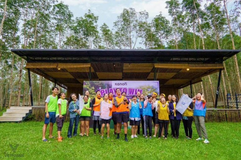 Top 15 trò chơi họp lớp vui nhộn & gắn kết bạn bè