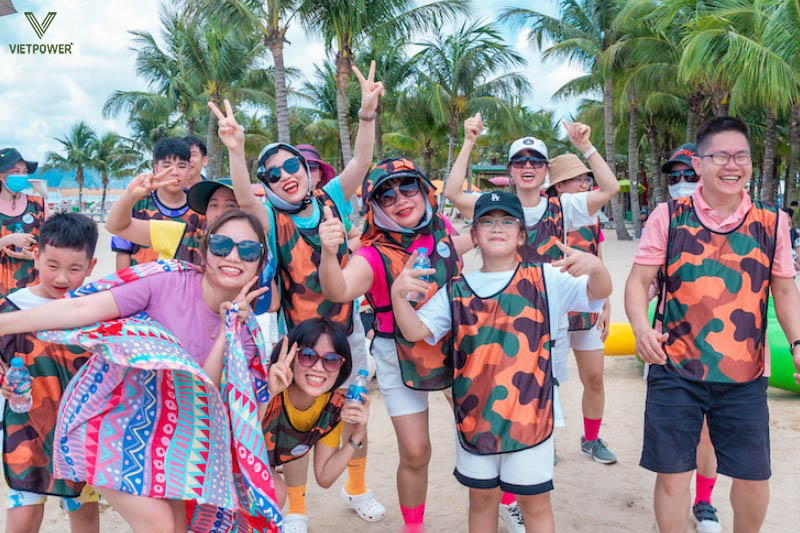 Tên nhóm team building sáng tạo thể hiện trí tuệ, khả năng tư duy và giải quyết vấn đề