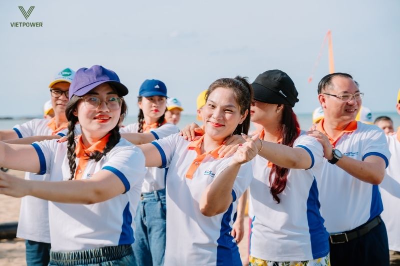 Lưu ý khi tổ chức trò chơi team building không cần đạo cụ
