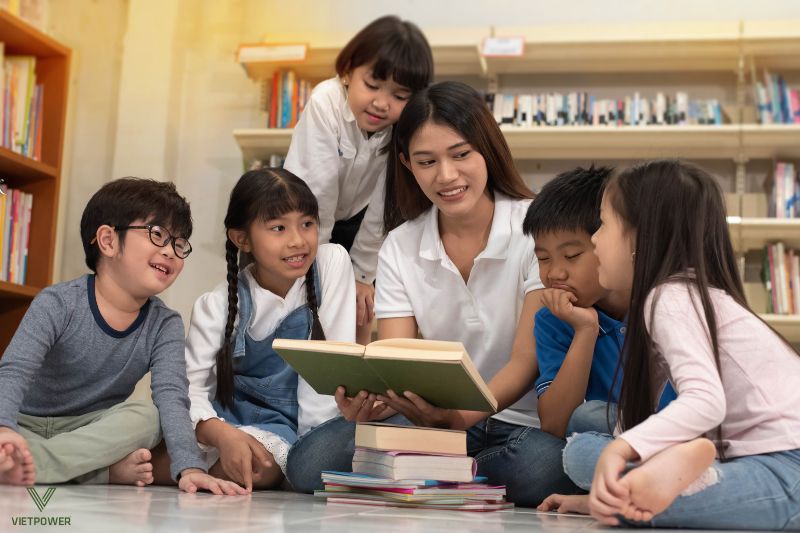 Kể chuyện lớp học - cùng nhau chia sẻ những niềm vui