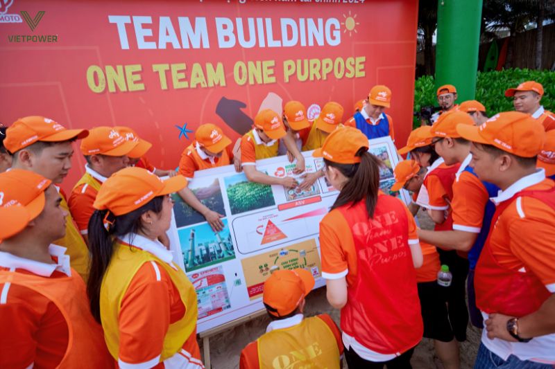 Đuổi hình bắt chữ