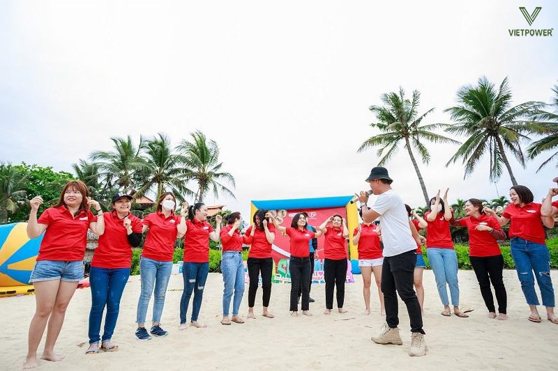 Đố vui là trò chơi giúp kiểm tra kiến thức, phản xạ nhanh và khả năng hợp tác trong nhóm Đố vui là trò chơi giúp kiểm tra kiến thức, phản xạ nhanh và khả năng hợp tác trong nhóm