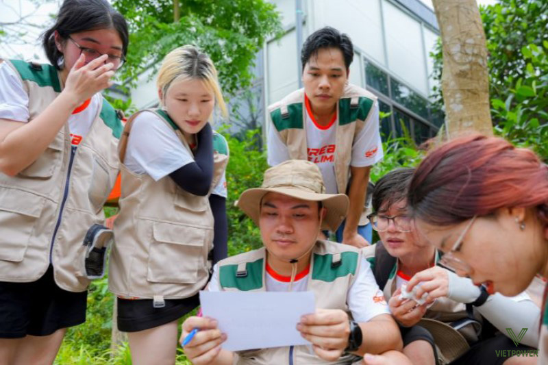 Giải mật thư kích thích tư duy logic, khả năng phân tích và phối hợp nhóm Giải mật thư kích thích tư duy logic, khả năng phân tích và phối hợp nhóm