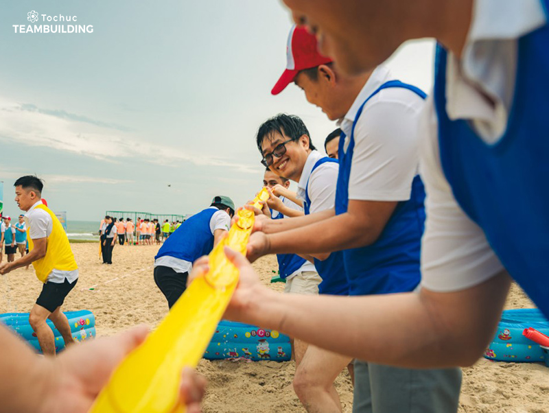 Trò chơi Đưa nước về nguồn 