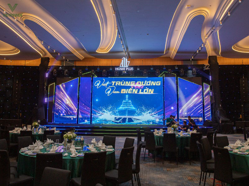 Chi phí địa điểm thường chiếm tỷ trọng cao trong tổng ngân sách gala dinner