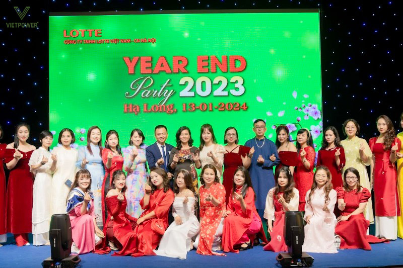 Chủ đề Mùa lễ hội mang không khí Tết tràn ngập Chủ đề Mùa lễ hội mang không khí Tết tràn ngập