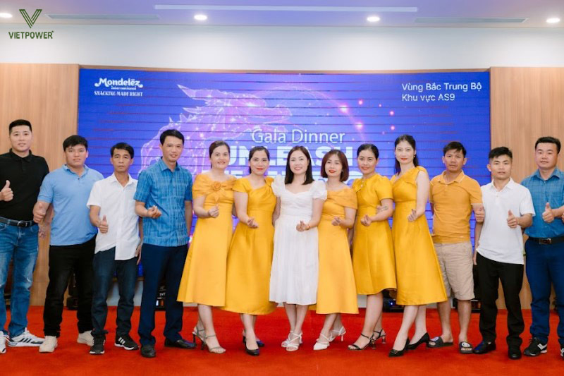 Gala Dinner doanh nghiệp là loại hình phổ biến nhất, thường gắn với các sự kiện quan trọng Gala Dinner doanh nghiệp là loại hình phổ biến nhất, thường gắn với các sự kiện quan trọng