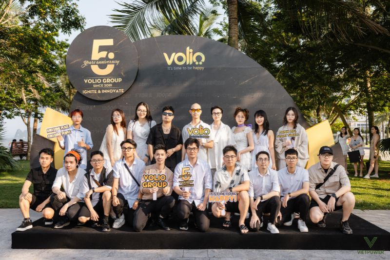 Gala Dinner chủ đề gắn kết nội bộ