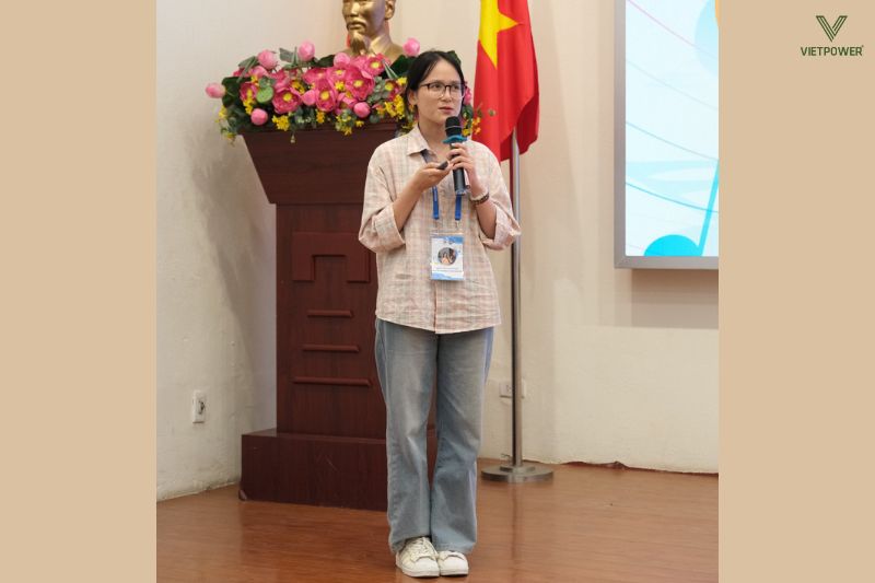 Học sinh kể chuyện vui về thầy cô