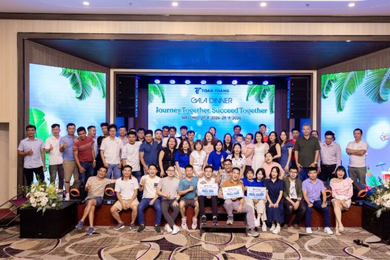 Tổ chức Gala Dinner du lịch: Kịch bản, ý tưởng & kinh nghiệm tổ chức