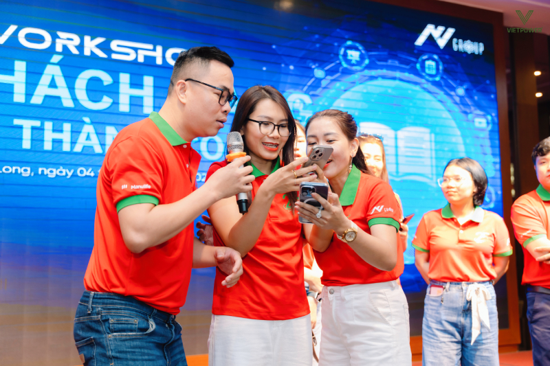 Trò chơi Ai là vua Selfie mang đến những khoảnh khắc vui nhộn