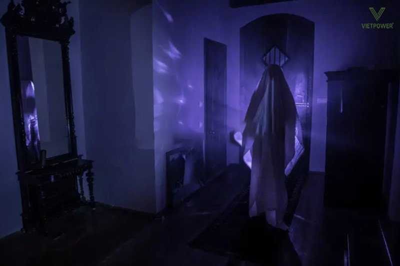 Trò chơi: Can đảm bước vào căn phòng tối