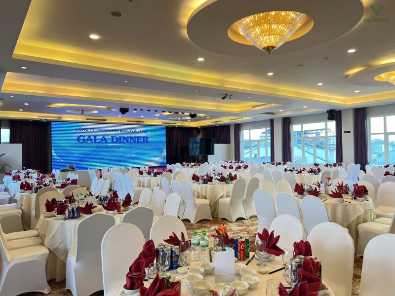 TTC Hotel Đà Lạt mang đến không gian gala dinner sang trọng, hiện đại