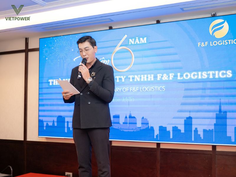 Cấu trúc kịch bản MC chương trình gala dinner chuẩn