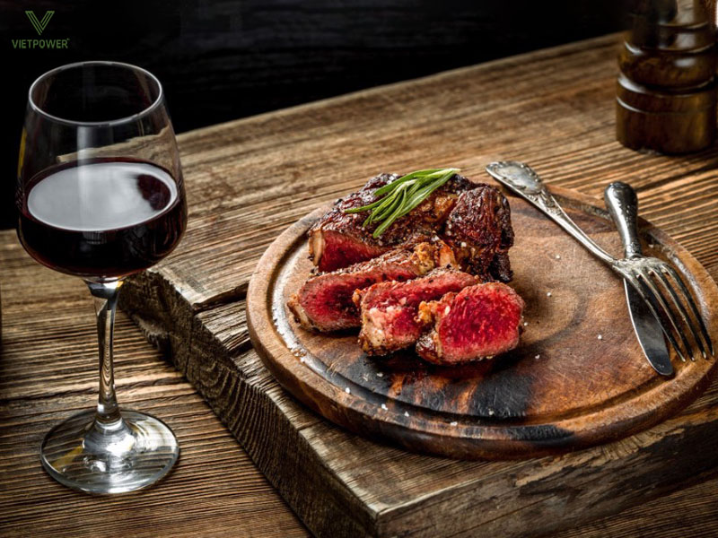 Set menu gala dinner cao cấp với các món ăn sang trọng Set menu gala dinner cao cấp với các món ăn sang trọng