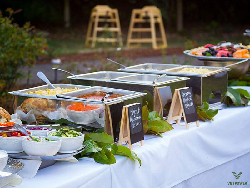 Set menu gala dinner tiệc nhẹ có phong cách hiện đại và trẻ trung Set menu gala dinner tiệc nhẹ có phong cách hiện đại và trẻ trung