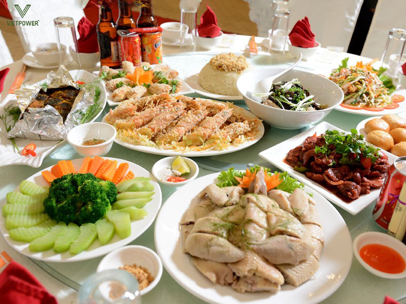 Set menu gala dinner truyền thống Việt với các món ăn dân dã và tinh tế Set menu gala dinner truyền thống Việt với các món ăn dân dã và tinh tế