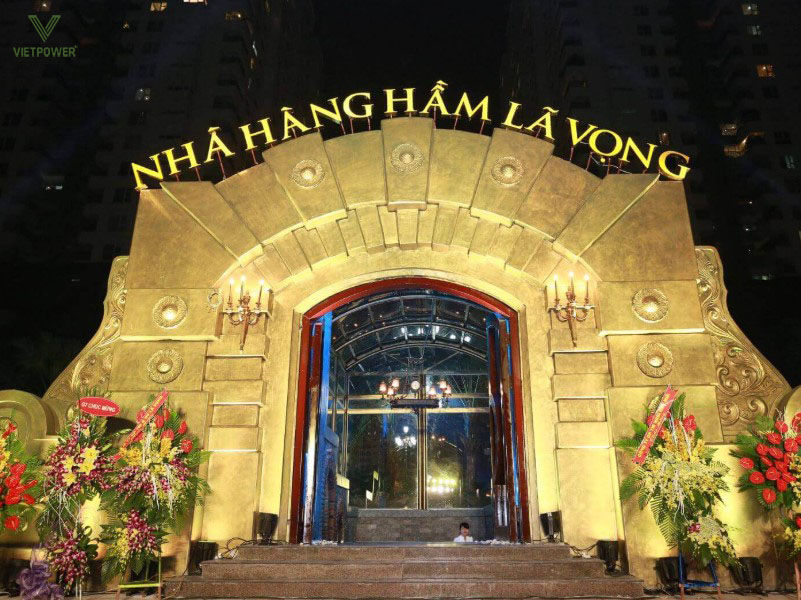 Nhà hàng Hầm Lã Vọng mang phong cách Paris cổ điển và được thiết kế dưới lòng đất Nhà hàng Hầm Lã Vọng mang phong cách Paris cổ điển và được thiết kế dưới lòng đất