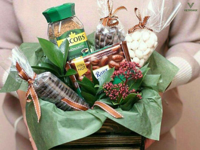 Gift set socola thủ công, mứt nhập khẩu, trà,...