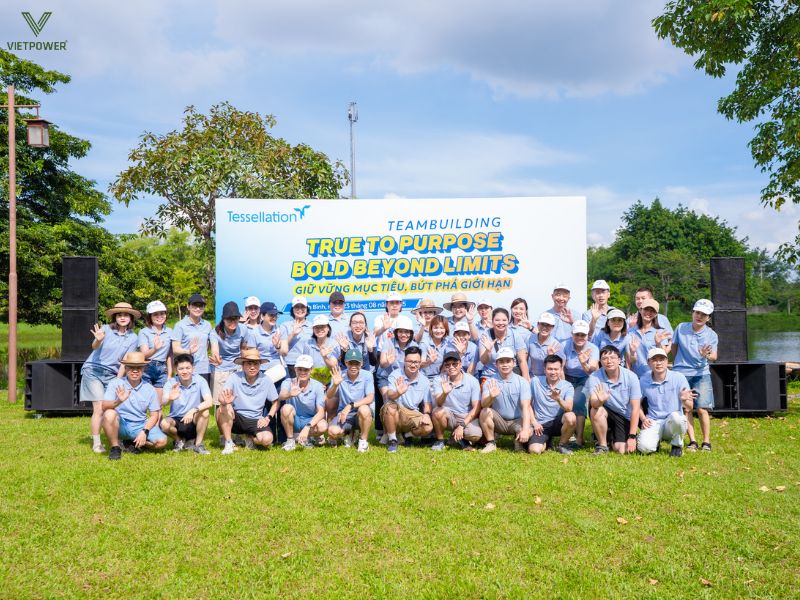 Lập ngân sách chi tiết: ăn uống, đi lại, bảo hiểm, đạo cụ,...