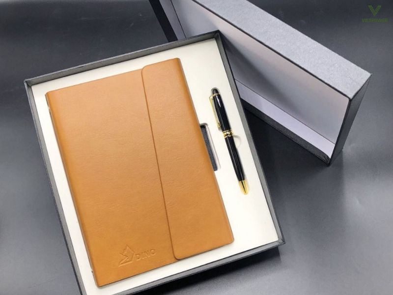 Sổ tay bìa da thật kết hợp bút ký kim loại cao cấp