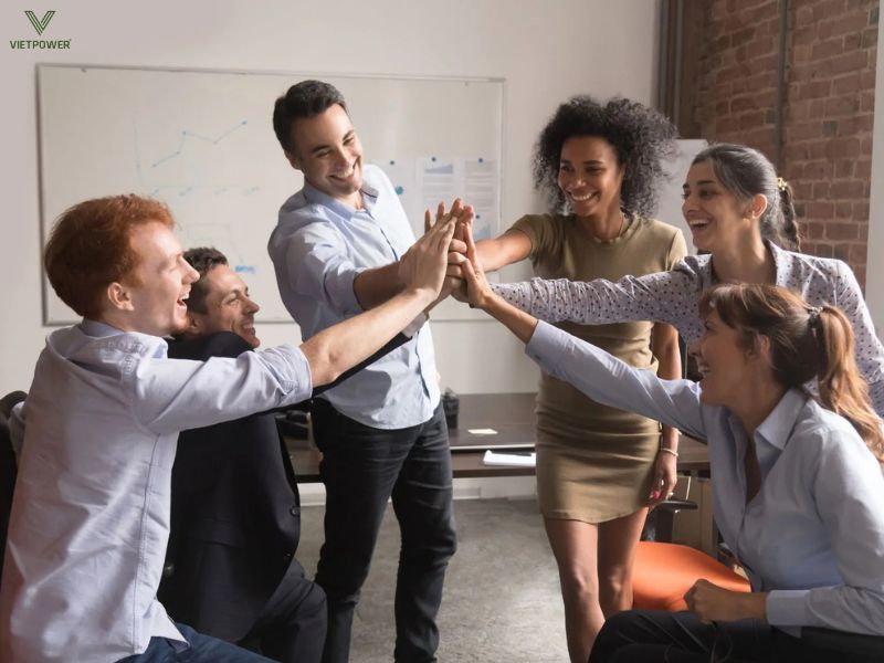 Team bonding nội bộ tại văn phòng tiết kiệm thời gian, chi phí