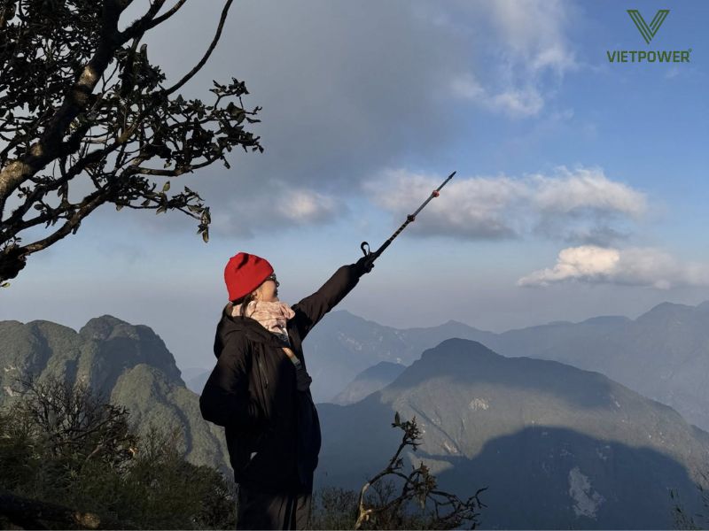 Hàm Lợn rất thích hợp cho trekking nhẹ, dựng trại và các trò chơi team building ngắn ngày