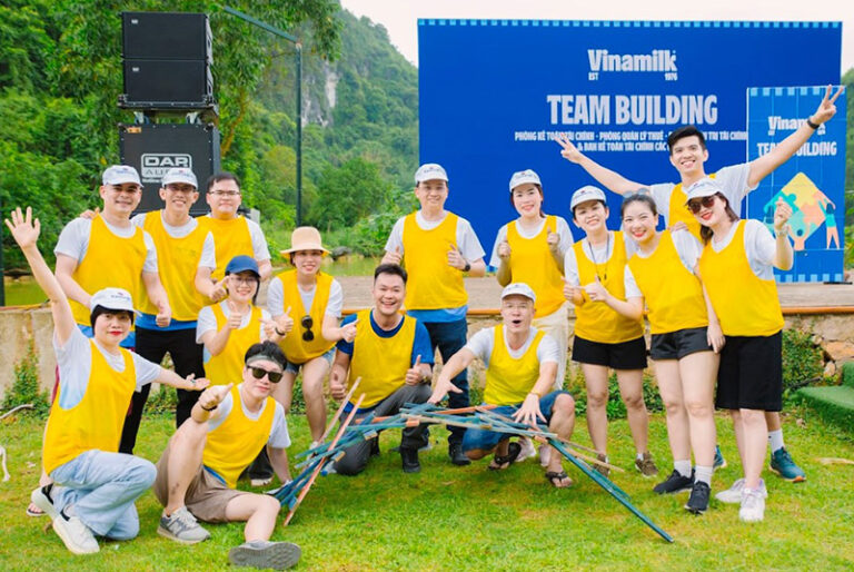 Top 40+ trò chơi team building đơn giản, độc lạ mới nhất 2025