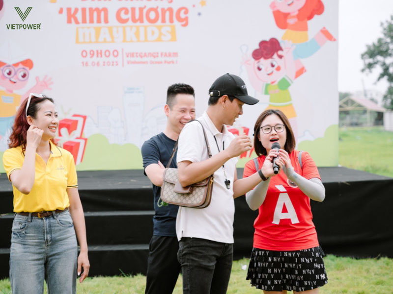 Nếu nhóm mình phải đi qua thử thách “vượt chướng ngại vật”, bạn sẽ chọn vị trí nào và chiến thuật gì? Nếu nhóm mình phải đi qua thử thách “vượt chướng ngại vật”, bạn sẽ chọn vị trí nào và chiến thuật gì?